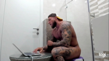 Andrewbigbadhot  07-08-2021 video bounce